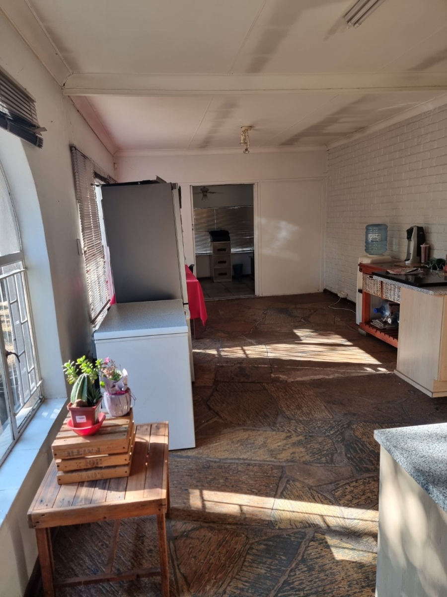 To Let 4 Bedroom Property for Rent in Schoemansville North West